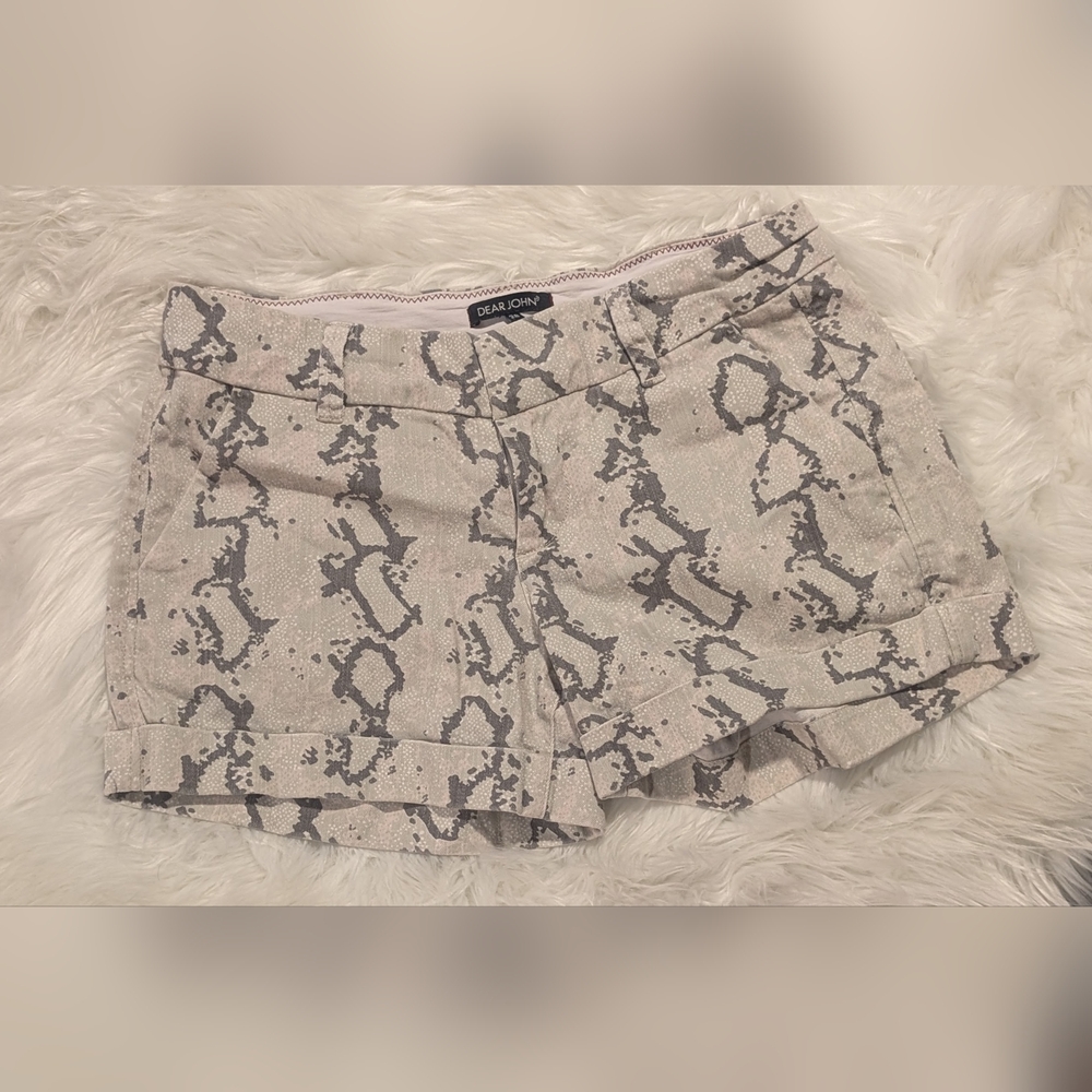 Dear John Finnegan Women's Snakeskin Patterned Shorts Size 28